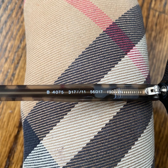 Authentic Burberry Sunglasses - Picture 13 of 14